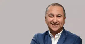 Egon Montencinos,Decano de la Facultad de Ciencias Económicas y Administrativas y Director del Centro de Estudios Regionales de la Universidad Austral de Chile